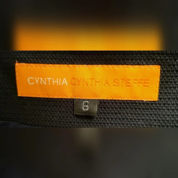 Cynthia Steffe Blue & Black Textured Cropped Jacket | Size 6 - Picture 4 of 5